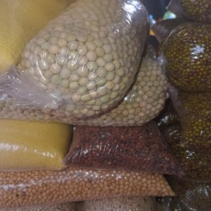 1 KG DE PETITS POIS
